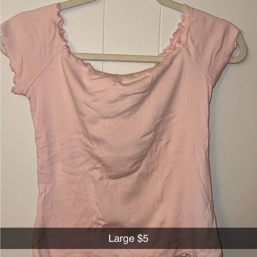 Women’s clothing gently used